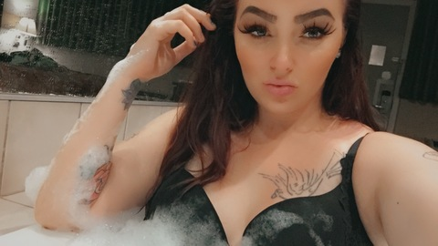 anastasialynne onlyfans leaked picture 2