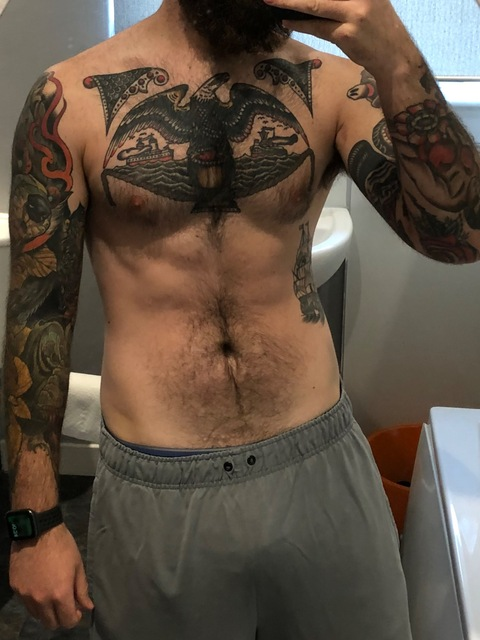bearded91 onlyfans leaked picture 2