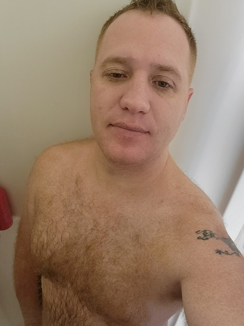 cbradburry onlyfans leaked picture 2