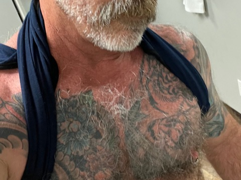 dadnexxxt onlyfans leaked picture 2