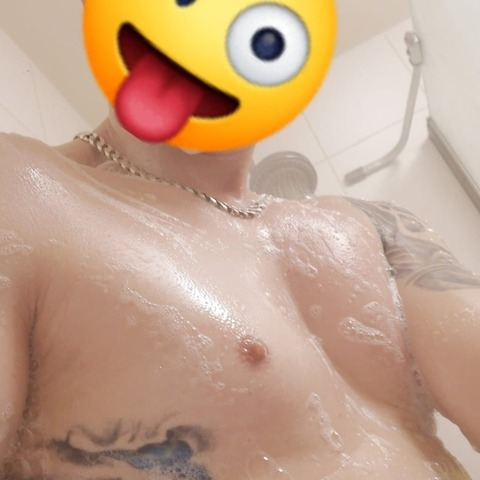 dingle91 onlyfans leaked picture 2