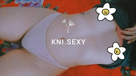 Header of knisexy