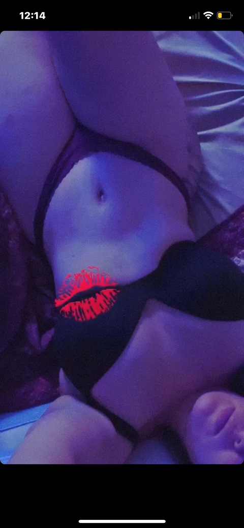 leley23 onlyfans leaked picture 2