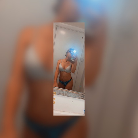 little_one11 onlyfans leaked picture 2