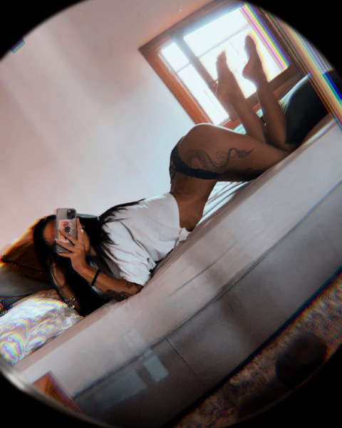 monicacerato onlyfans leaked picture 2
