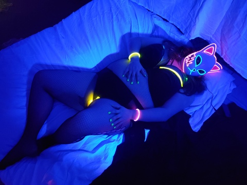 neonanger onlyfans leaked picture 2