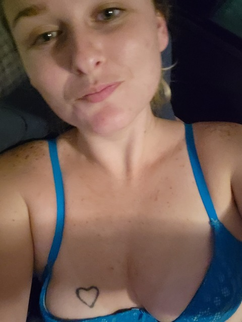 nina_spritzt onlyfans leaked picture 2