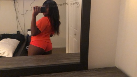 princesslaeyah onlyfans leaked picture 2