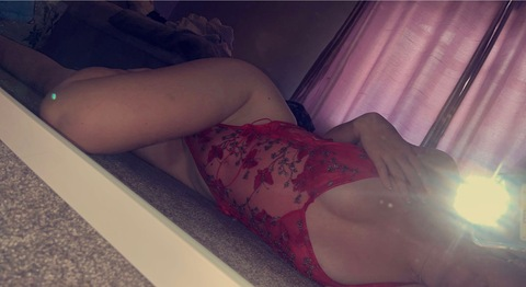 sexysarah69xo onlyfans leaked picture 2