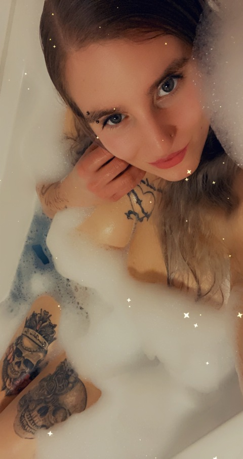 swiss_mimi onlyfans leaked picture 2
