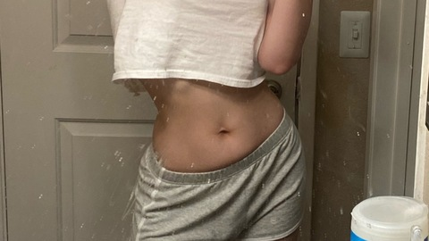 tinygeniebb onlyfans leaked picture 2