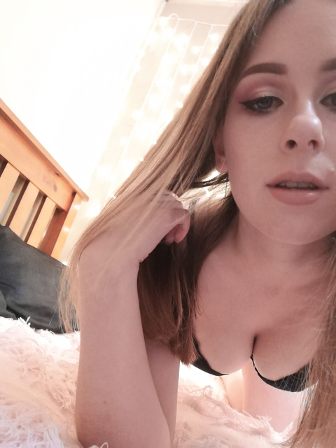 xoxsugartits onlyfans leaked picture 2